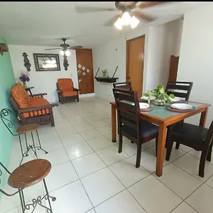  Сasa de vacaciones Casa Valladolid